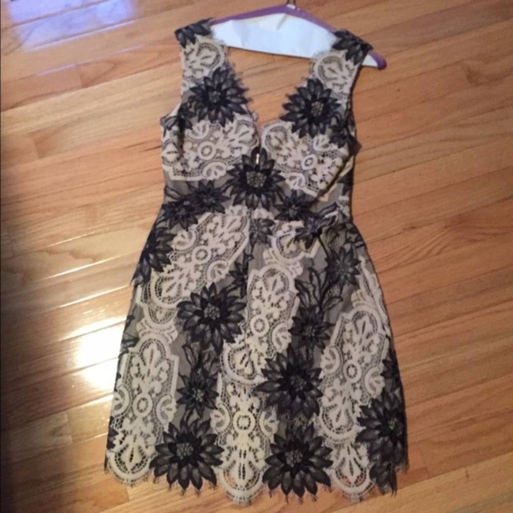 BCBG Floral Lace Dress size 6